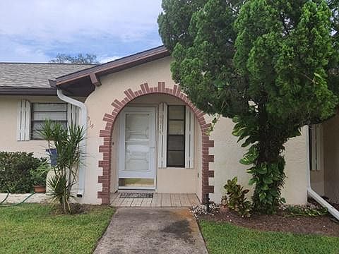 2nd image of 4914 Granada Blvd
