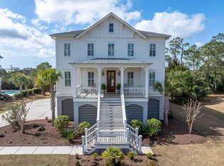 1528 Red Drum Rd, Mount Pleasant, SC 29466