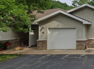 4415 Fireclay Ct APT 19, La Crosse, WI 54601