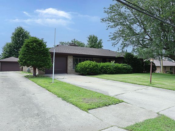 3rd image of 1601 Barthelone St