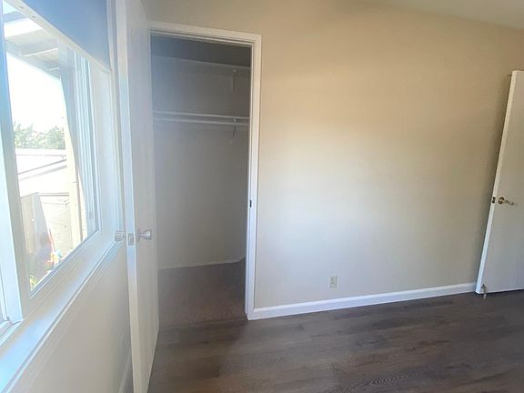 4th image of 3956 Lake Tahoe Ter