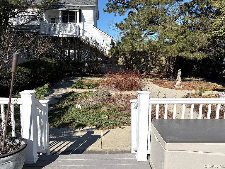 11 Delaware Ave — Photo 18