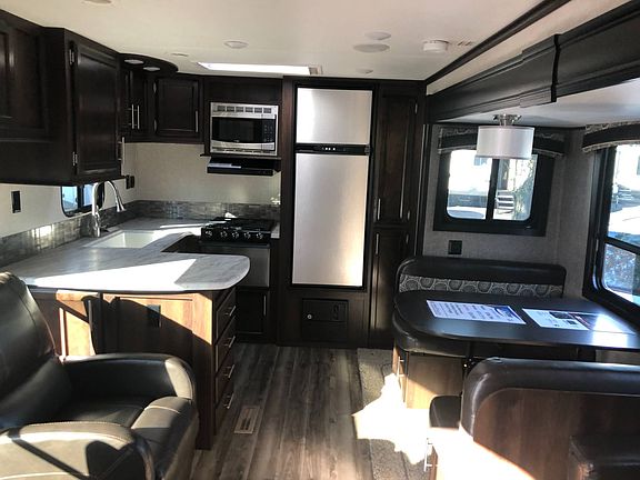 2nd image of 43 Creek Cir