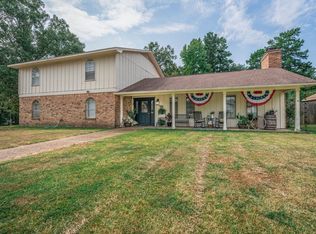 2906 Regent St, Kilgore, TX 75662