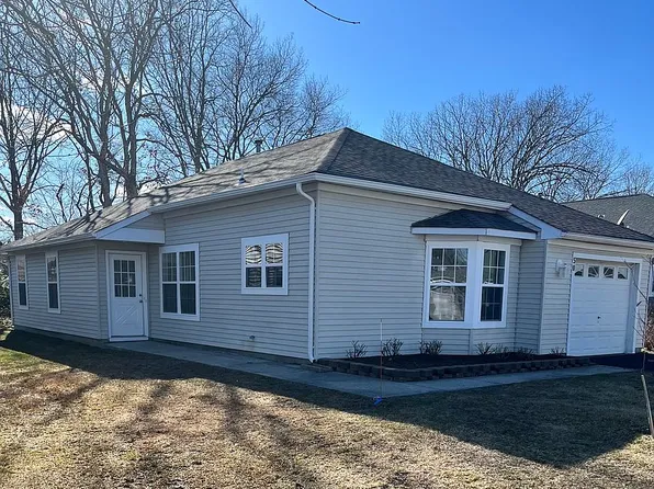 50 Dogwood Dr, Barnegat, NJ 08005