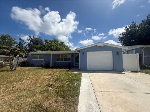 5240 School Rd, New Port Richey, FL 34653