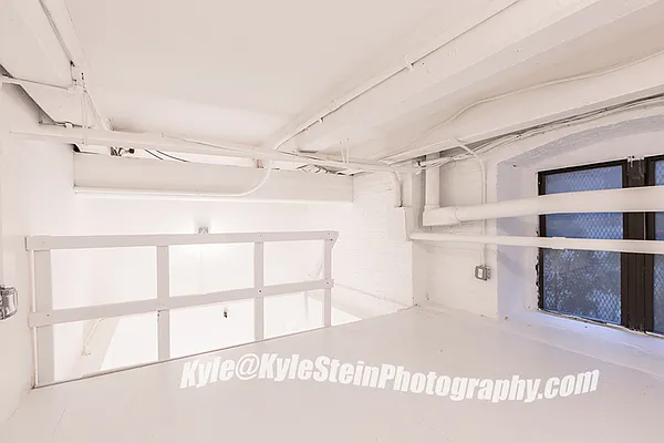 Rented by Carnegie Management Inc | media 6