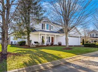 303 Roxbury Pl, Arden, NC 28704