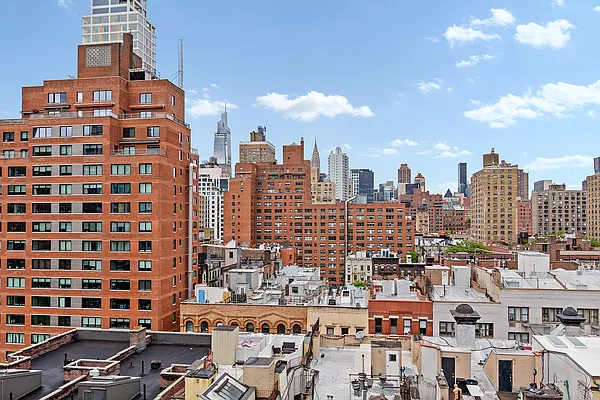 Sold by Compass | media 17