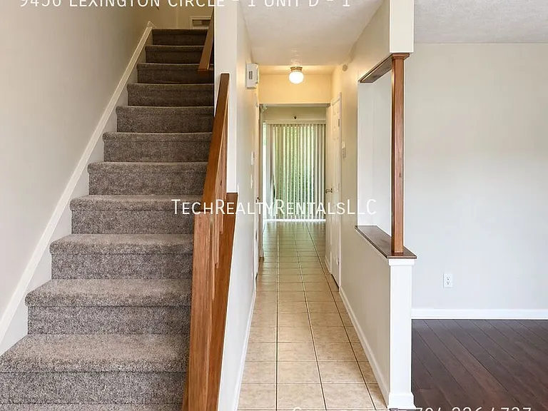 9456 Circlewood Dr #1 — Photo 2