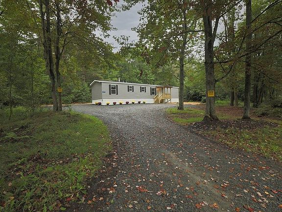 4th image of 1270 Morris Run Rd