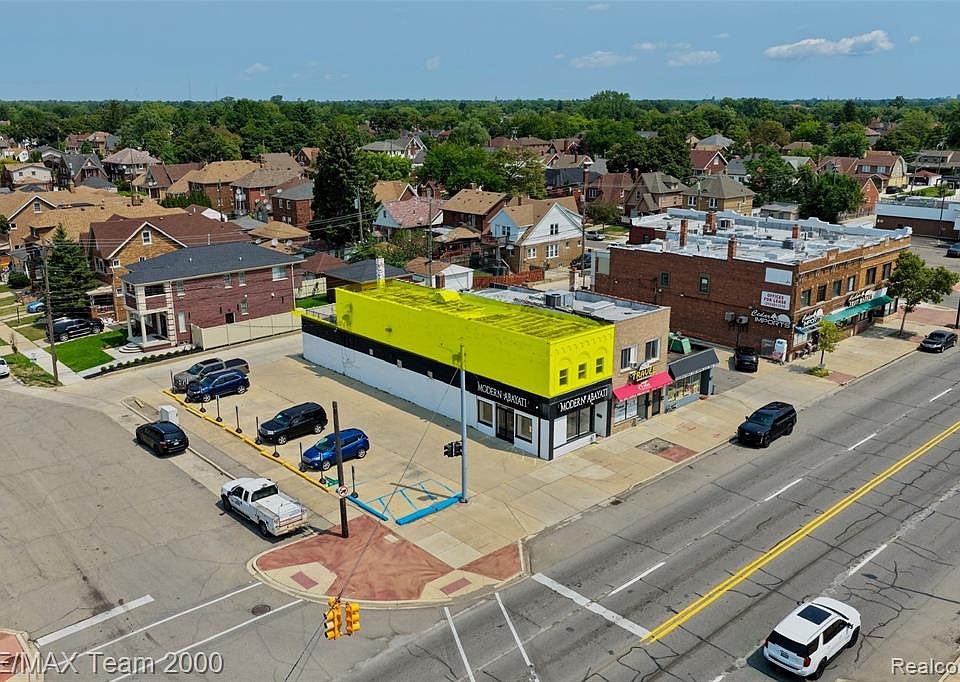 1st image of 13134 W Warren Ave