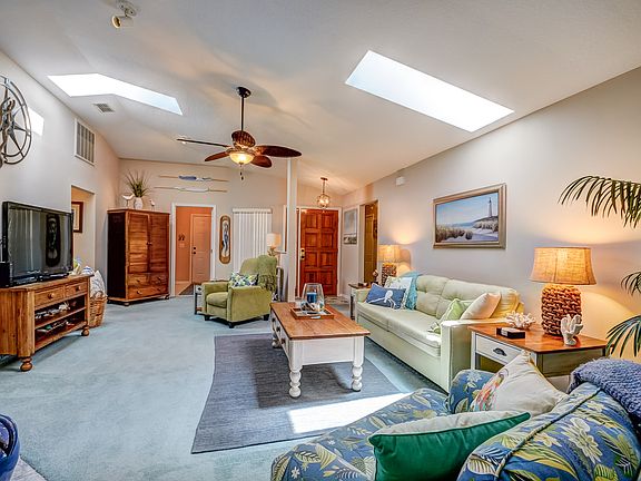 3rd image of 78 Ocean Dr