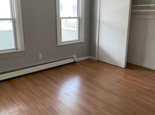 123 Marine St #B, Tuckerton, NJ 08087