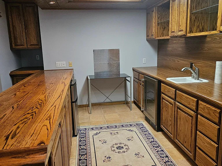 3934 Alonzo Ave #1 — Photo 3