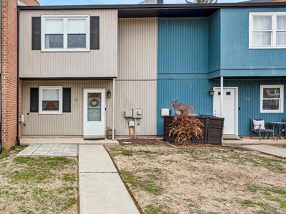 2nd image of 141 Ascot Ct #26