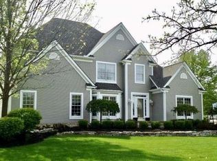77 Prescott Dr, Hudson, OH 44236