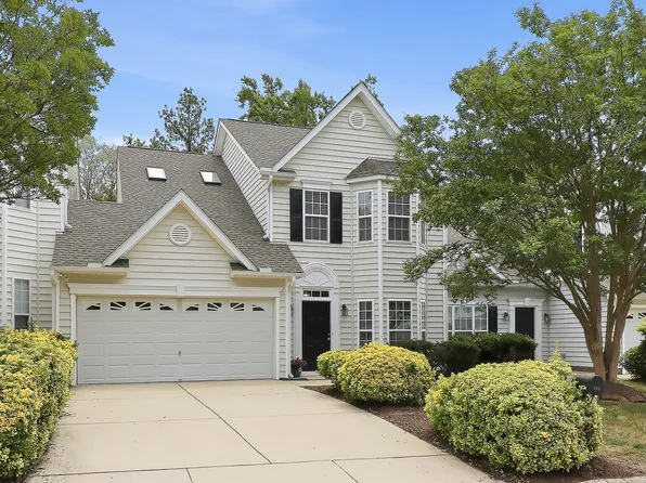 135 Hilda Grace Ln, Cary, NC 27519