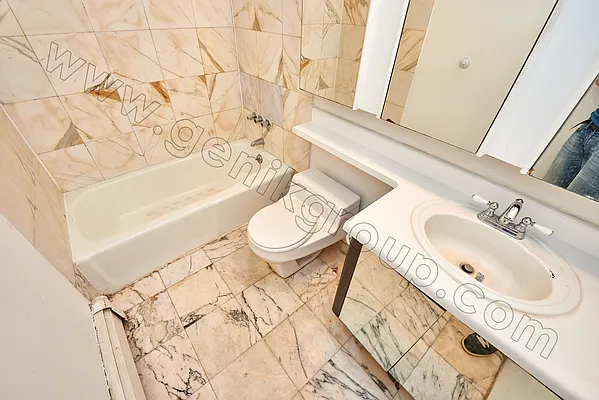 Rented by Genik Group Corp | media 8