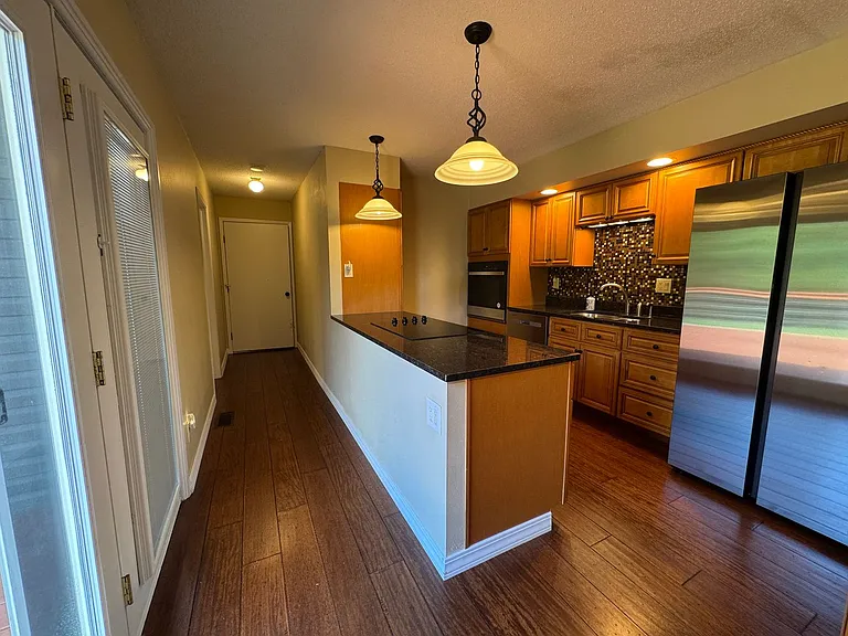 1701 Tower Rd — Photo 14