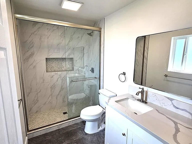 633 W Fir Ave #3 — Photo 5