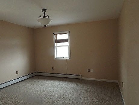 2nd image of 199 Boswell Ave #2