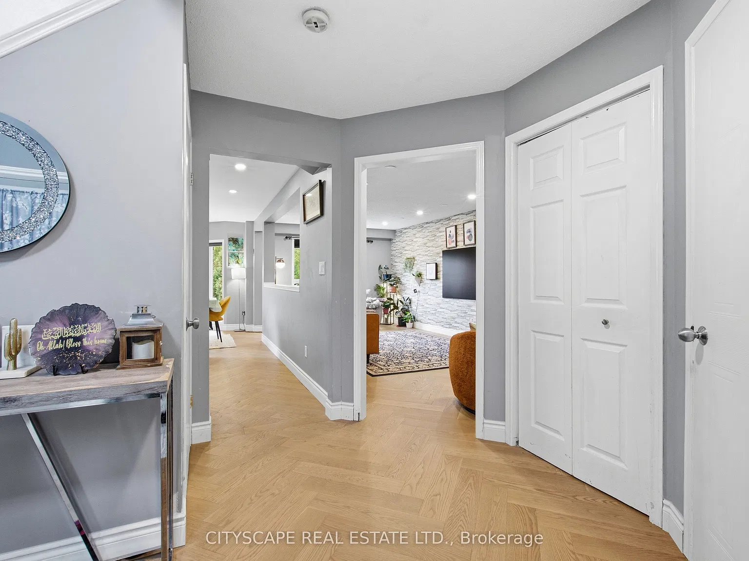 4 bed, $3,450 — Photo 4