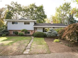 11920 SW Clifford St, Beaverton, OR 97008
