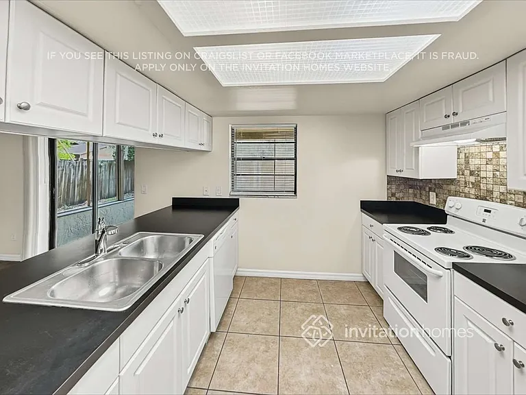613 Mayan Pl — Photo 9