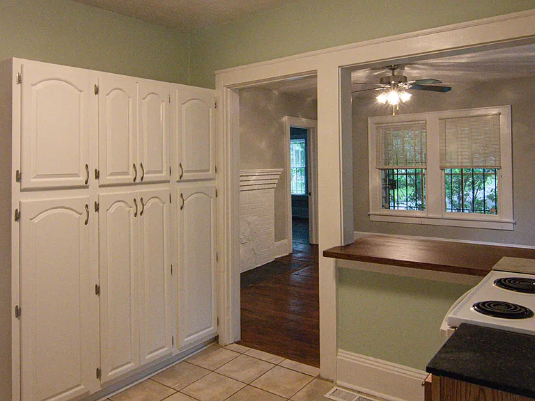 Kitchen to Dinning Room