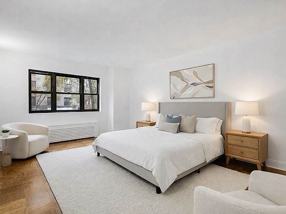 3rd image of 165 E 35th St APT 4F