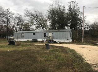 413 Cedar St, Hico, TX 76457