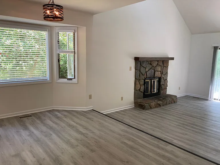 5509 Kaplan Dr #A — Photo 10