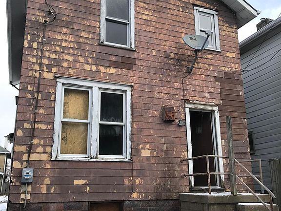 3rd image of 1302 Oakgrove Ave
