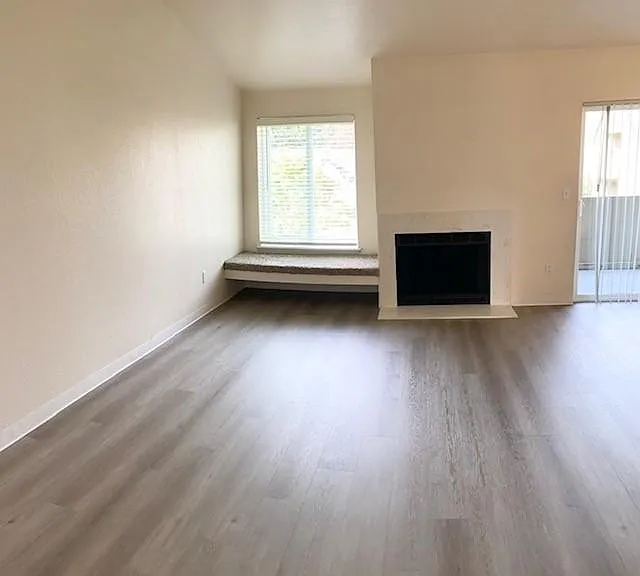 Westhampton Apartments — Photo 29