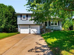 18190 Troost St, Olathe, KS 66062