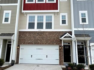 1015 Islip Pl, Durham, NC 27703