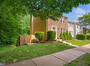 8083 Steeple Chase Ct, Springfield, VA 22153