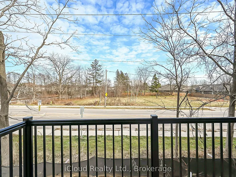 720 Grey St #58 — Photo 14