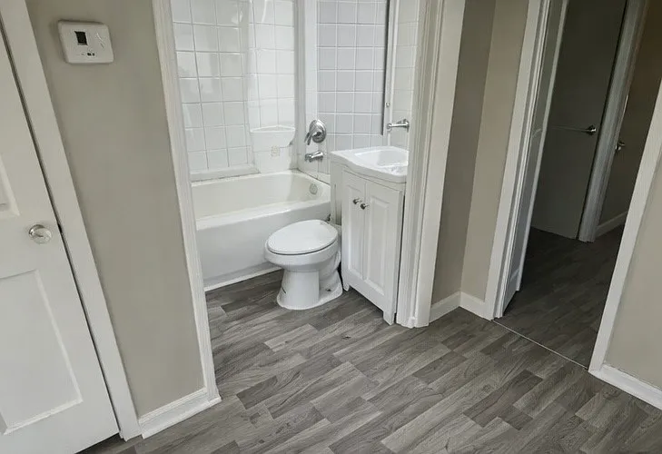 644 Parkchester Dr — Photo 7