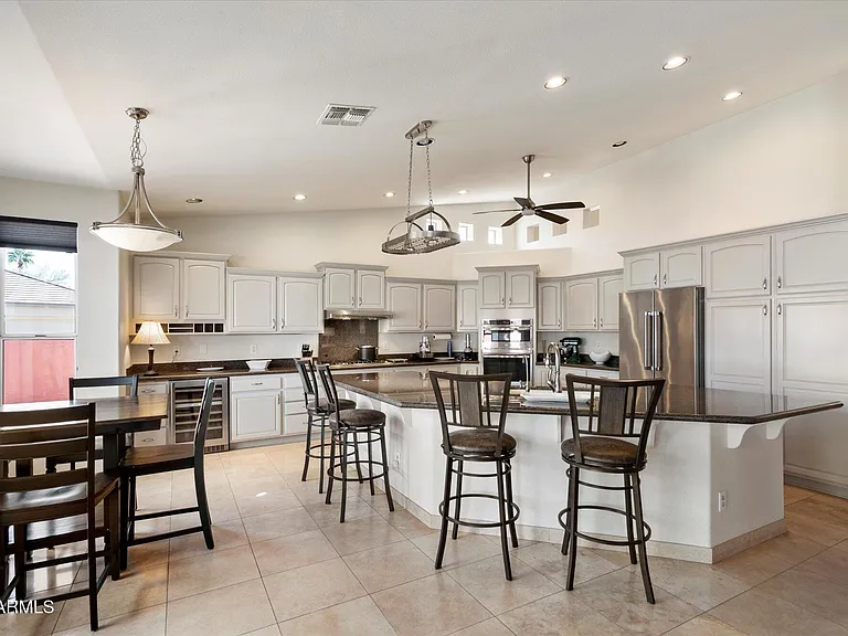 10060 E Emerald Dr — Photo 10