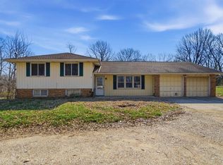 6314 N McClellan Rd, Elmwood, IL 61529