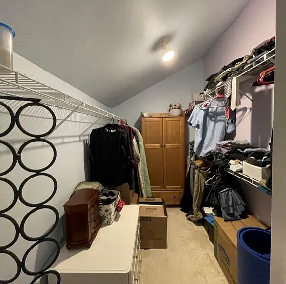 31 Bond St — Photo 22