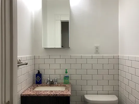 Rented by LJ Sloane Management | media 45