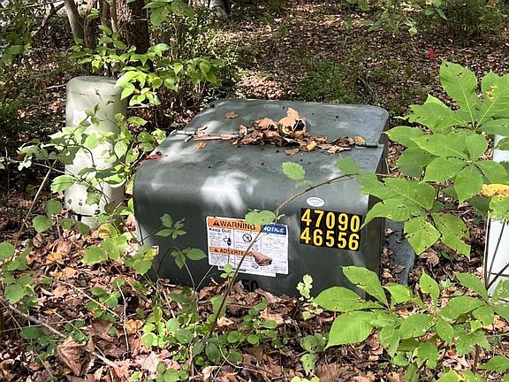 2nd image of 1 Laurel Ridge Ln