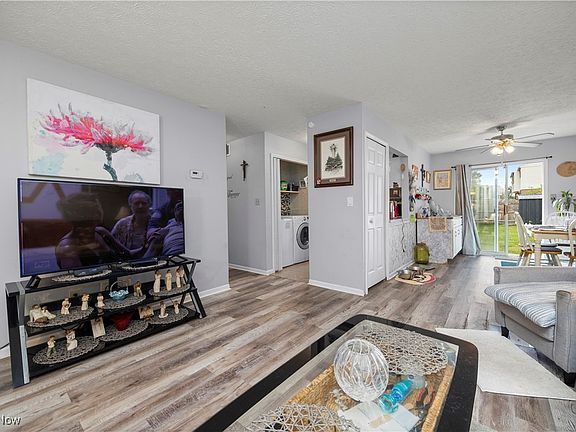 5th image of 1536 E 29th St