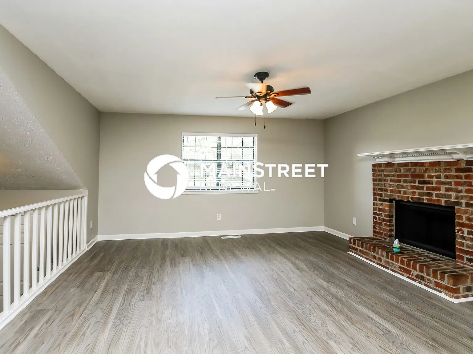 2212 Cedar Creek Ln — Photo 3