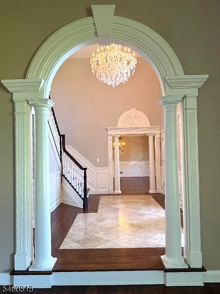 5 bed, 5.0 bath, $8,200 — Photo 4
