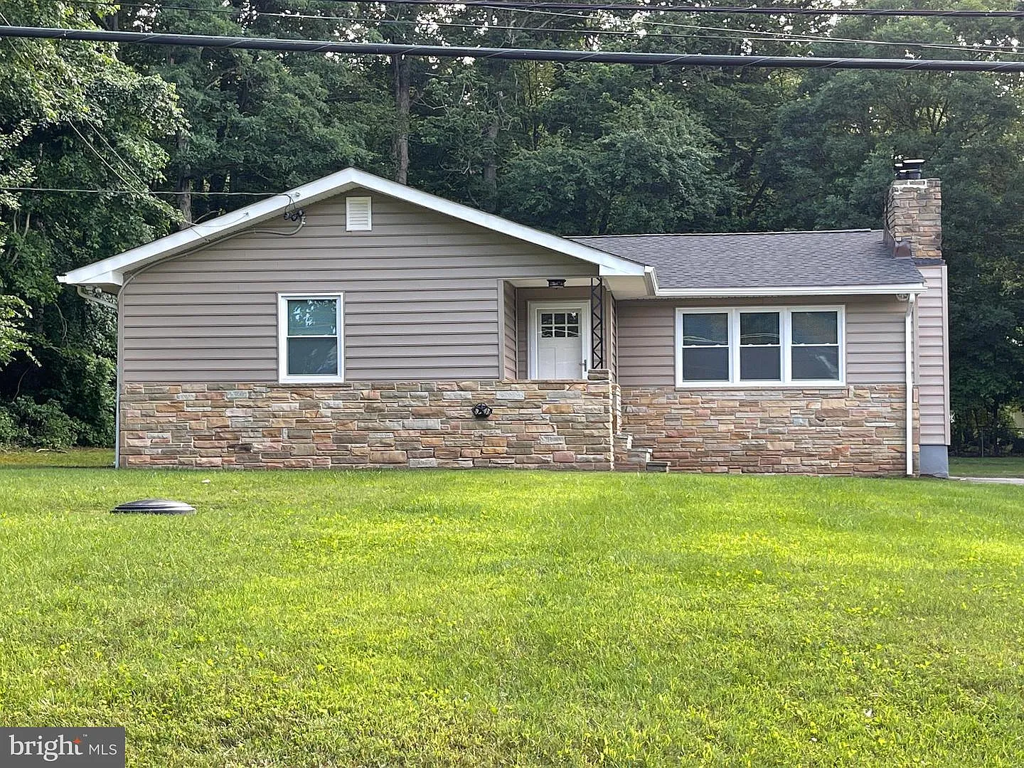 1116 Bush Rd photo 1