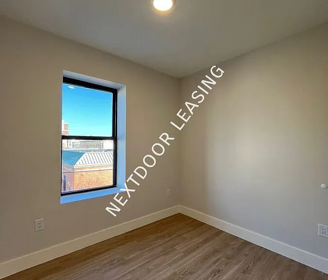 269 Martin Luther King Dr #3CM — Photo 8